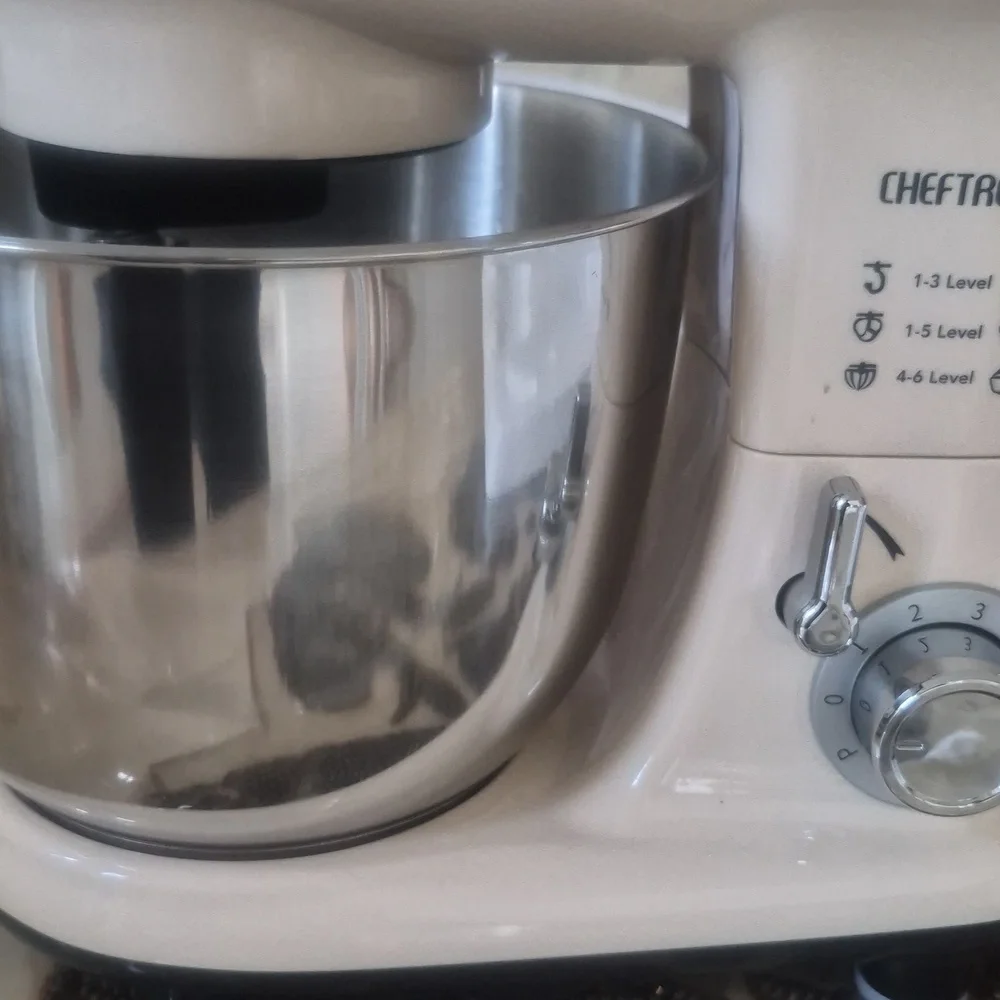 Mixer - Picture 11 of 12